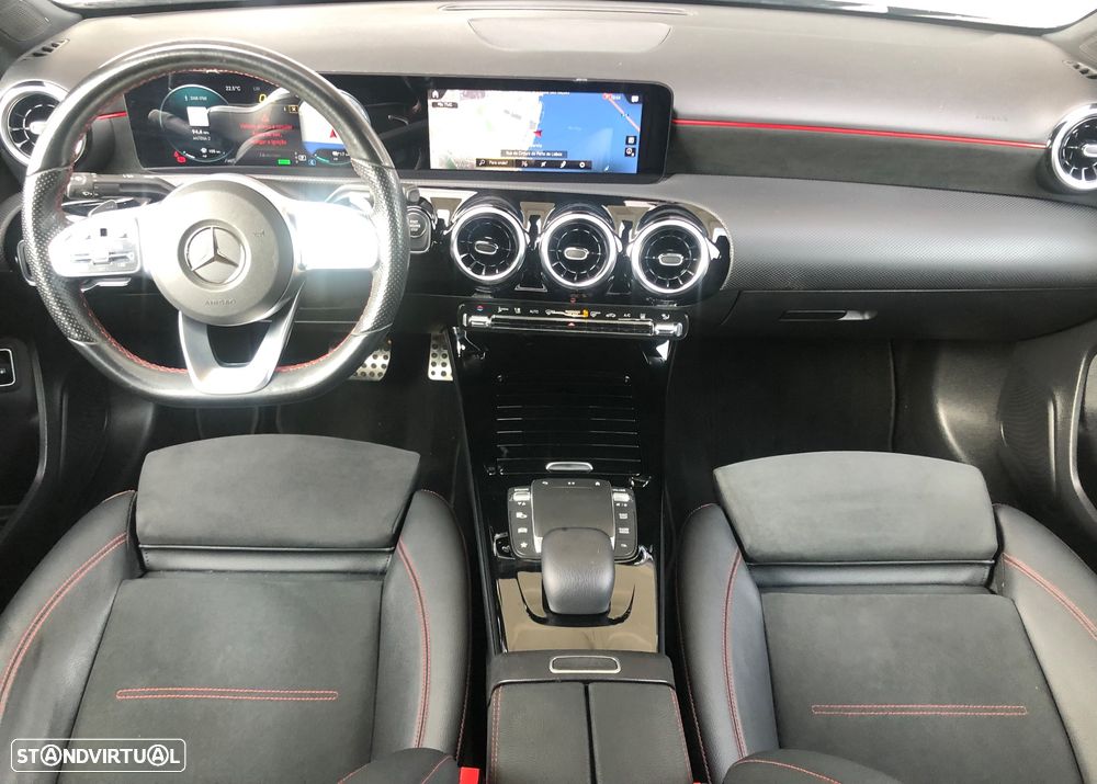 Mercedes-Benz A 250 Limousine e AMG Line - 39