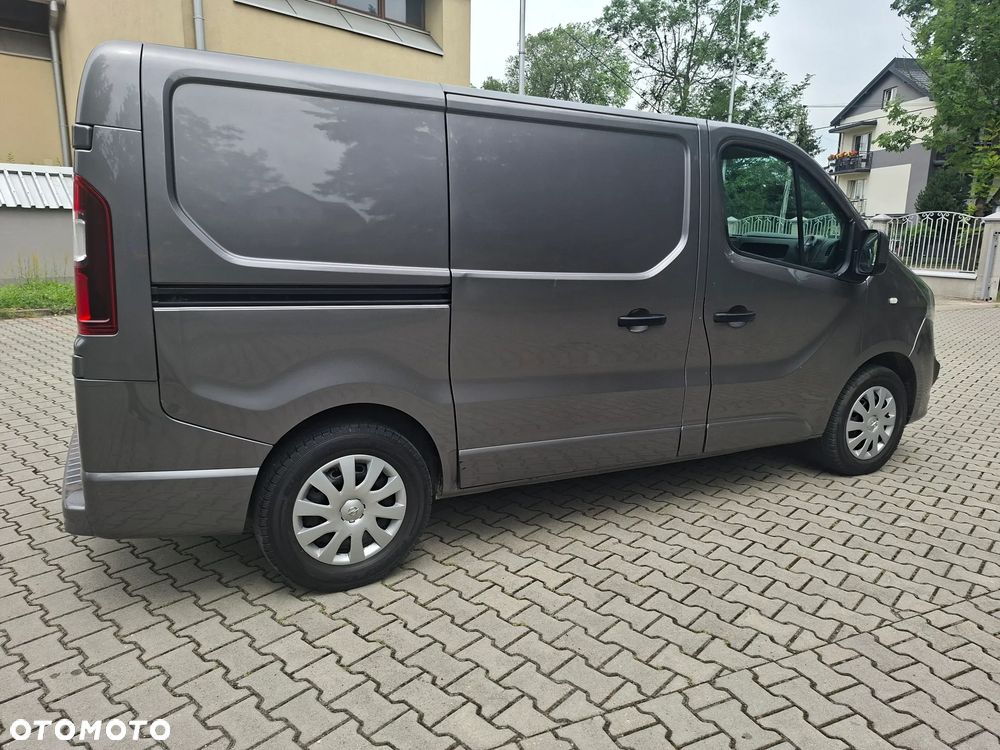 Opel Vivaro - 15