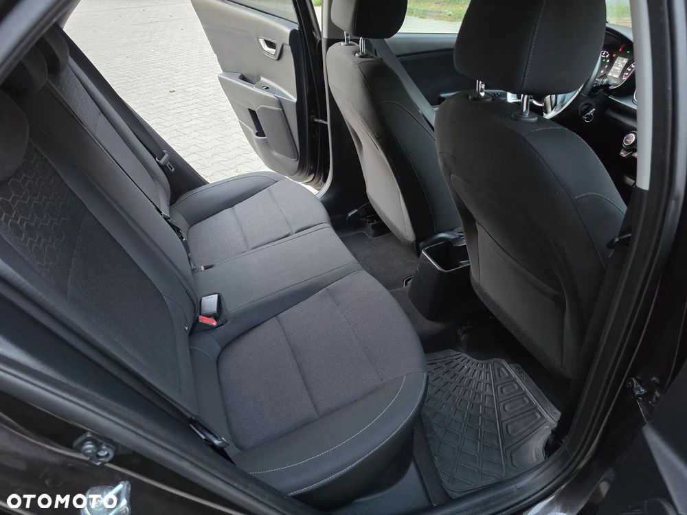 Kia Rio 1.2 Dream-Team Edition - 23