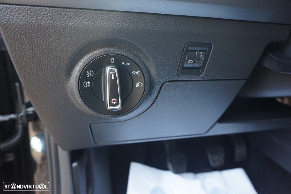 SEAT Arona 1.0 TGI XCELLENCE - 23