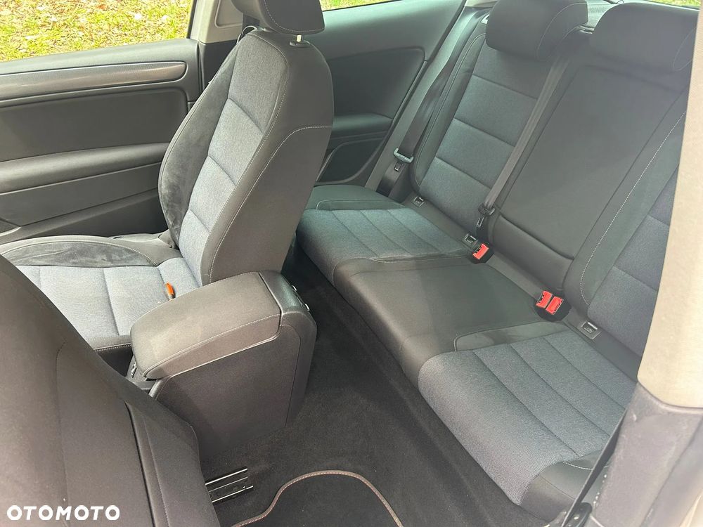 Volkswagen Golf 1.4 TSI Style - 25