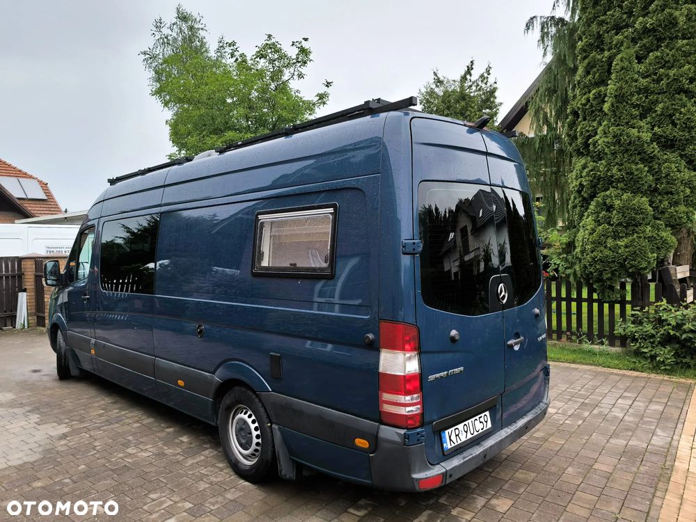 Mercedes-Benz Sprinter - 22