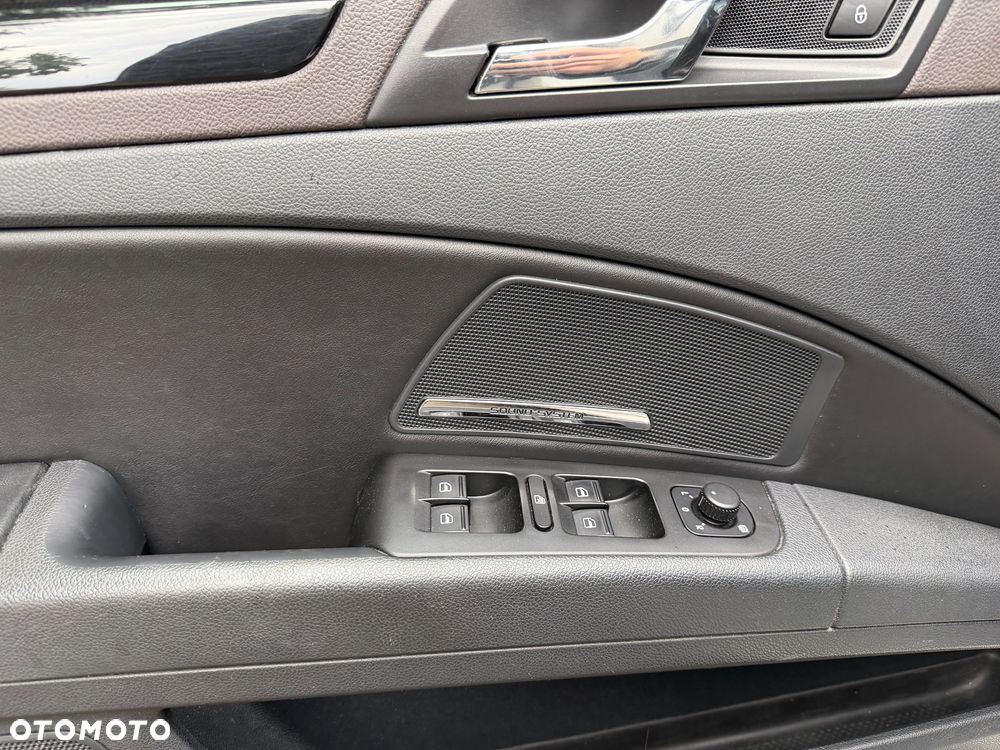 Skoda Superb 2.0 TDI DSG L&K - 13