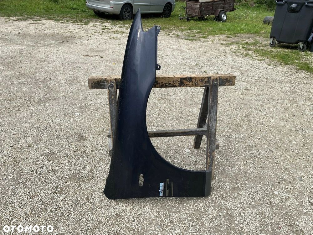 BŁOTNIK PRZEDNI PRAWY MAZDA 626 97- GF - 2