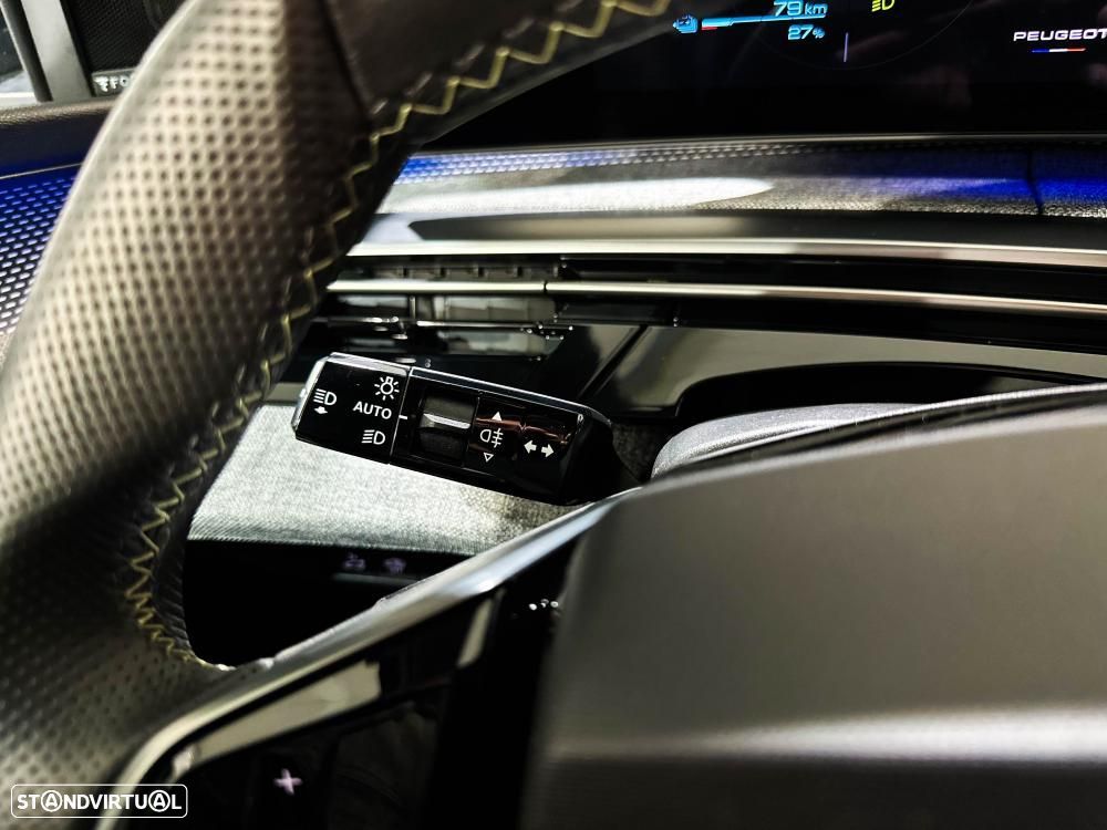 Peugeot E-3008 73 kWh Allure - 51