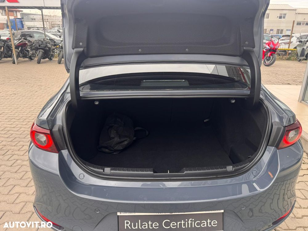 Mazda 3 e-Skyactiv G150 MHEV Plus - 9