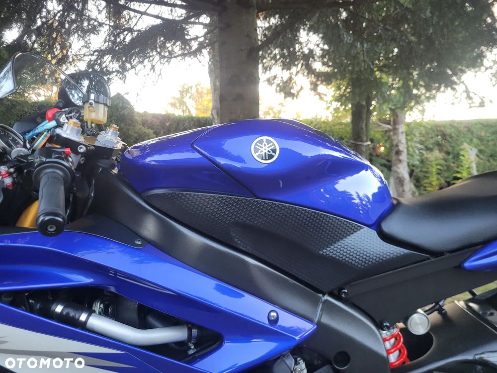 Yamaha R6 - 25