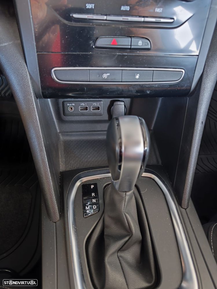 Renault Mégane Sport Tourer - 17