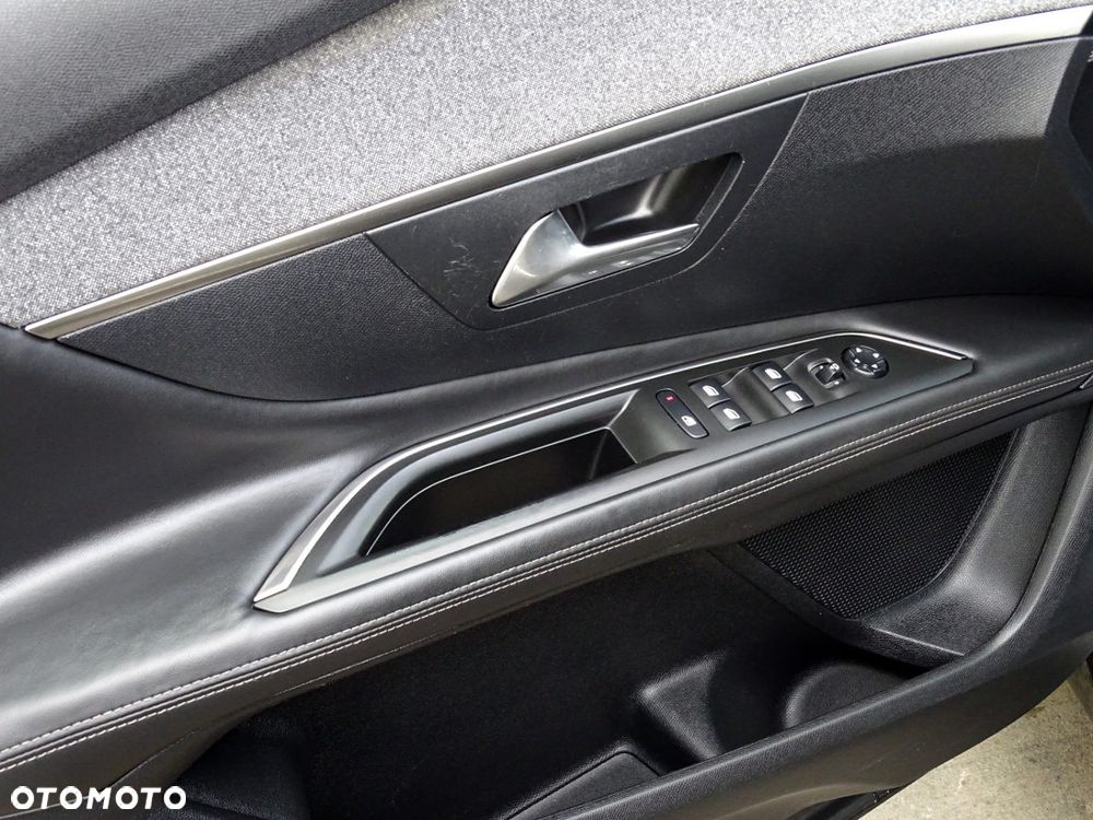 Peugeot 3008 PureTech 130 Stop & Start Allure - 9