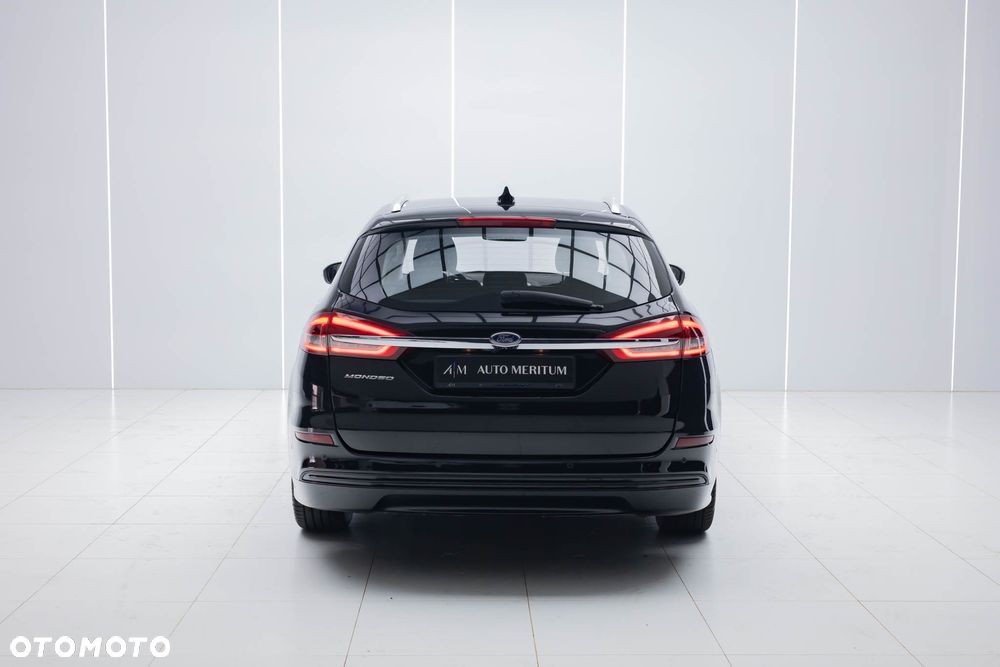Ford Mondeo 2.0 EcoBlue Titanium - 12