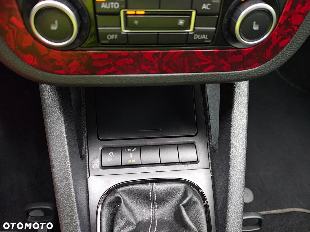 Volkswagen Scirocco 2.0 TDI - 19