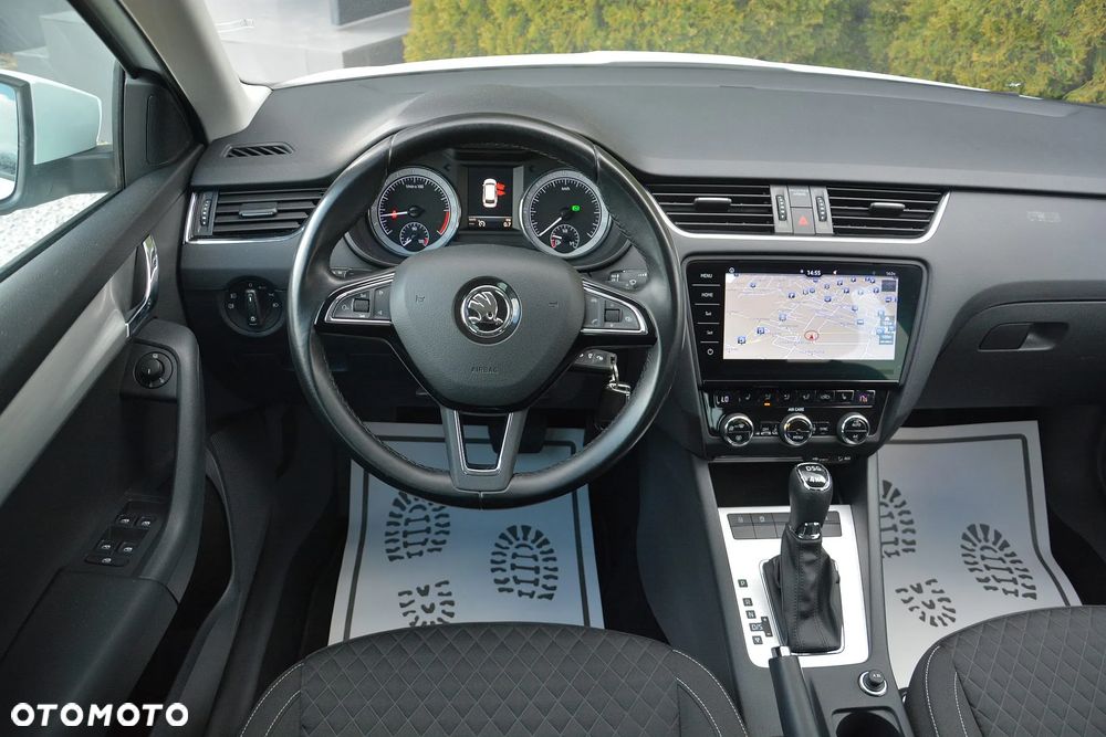 Skoda Octavia 2.0 TDI 4x4 DSG Ambition - 20