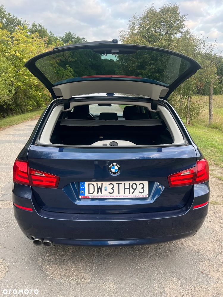 BMW Seria 5 520d Touring - 12
