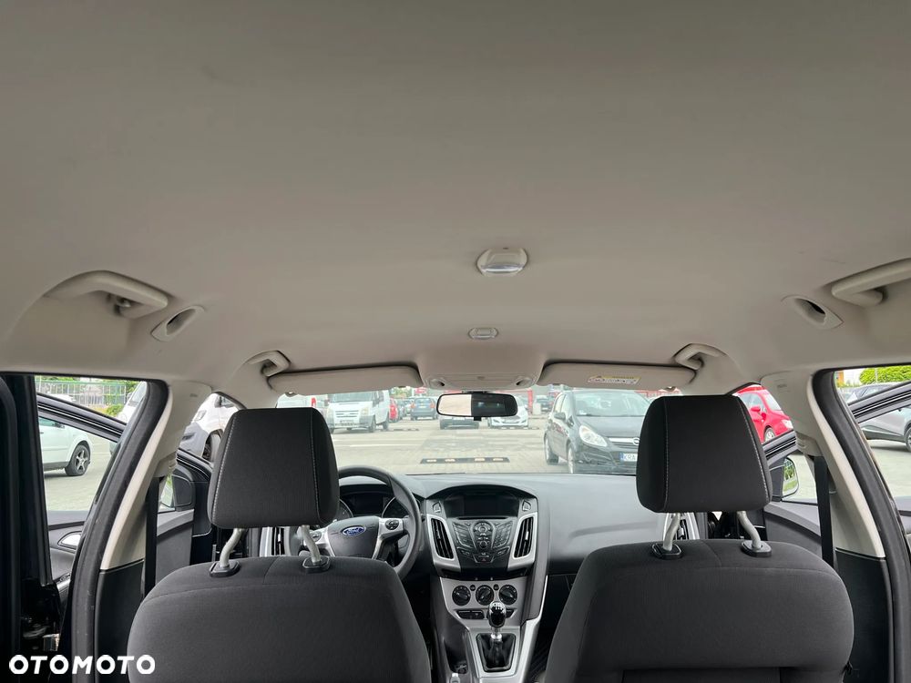 Ford Focus 1.6 TDCi DPF Start-Stopp-System SYNC Edition - 26