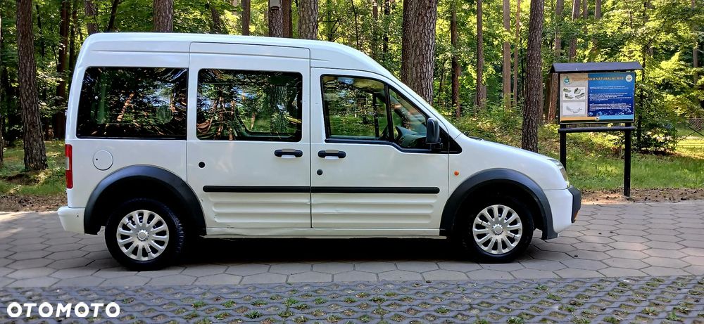 Ford Tourneo Connect - 8