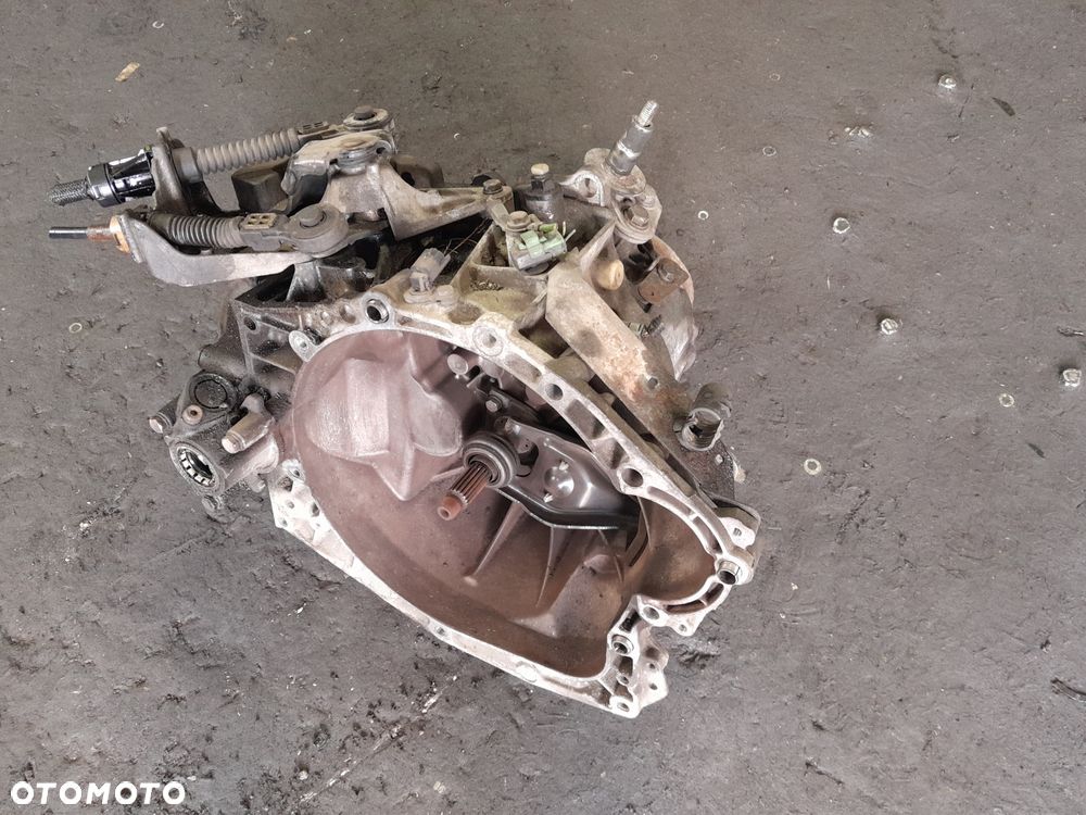 Skrzynia biegów manualna CITROEN Xsara Picasso 98-12r. 1.8 16v 20DL69 - 1