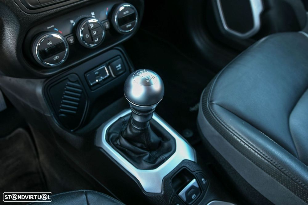 Jeep Renegade 1.6 MJD Limited - 17