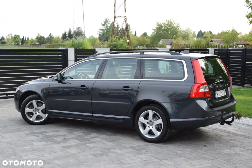 Volvo V70 2.5T Momentum - 3