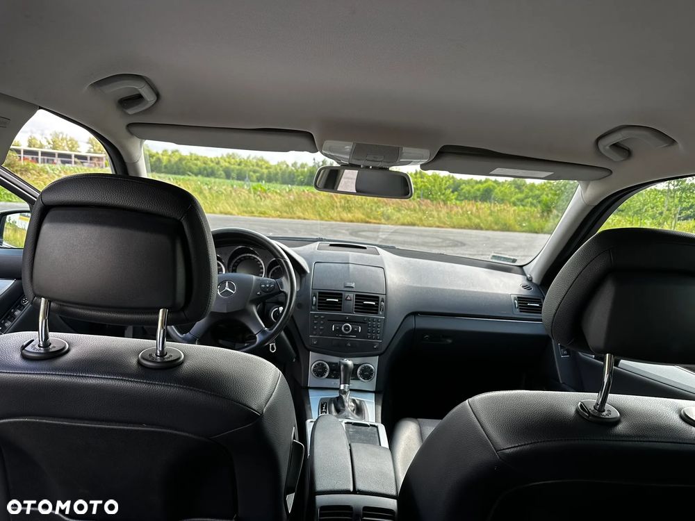 Mercedes-Benz Klasa C 200 CDI DPF Automatik BlueEFFICIENCY Avantgarde - 29