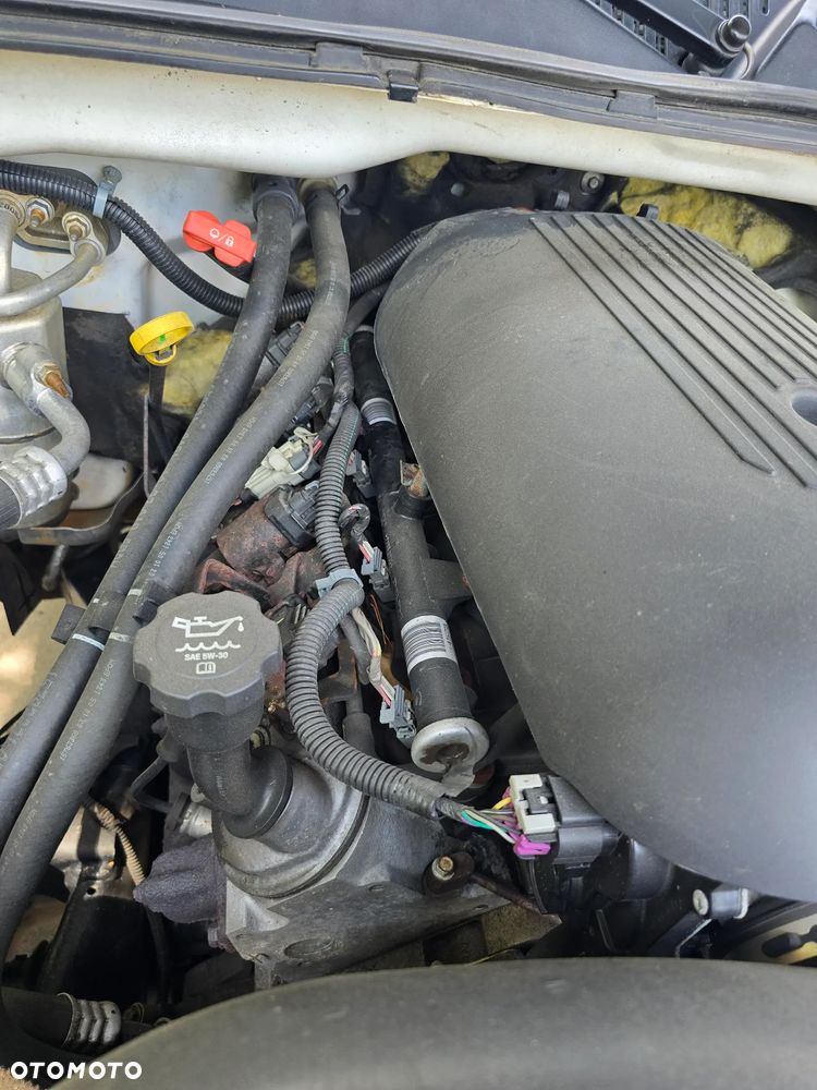 Chevrolet Silverado - 9