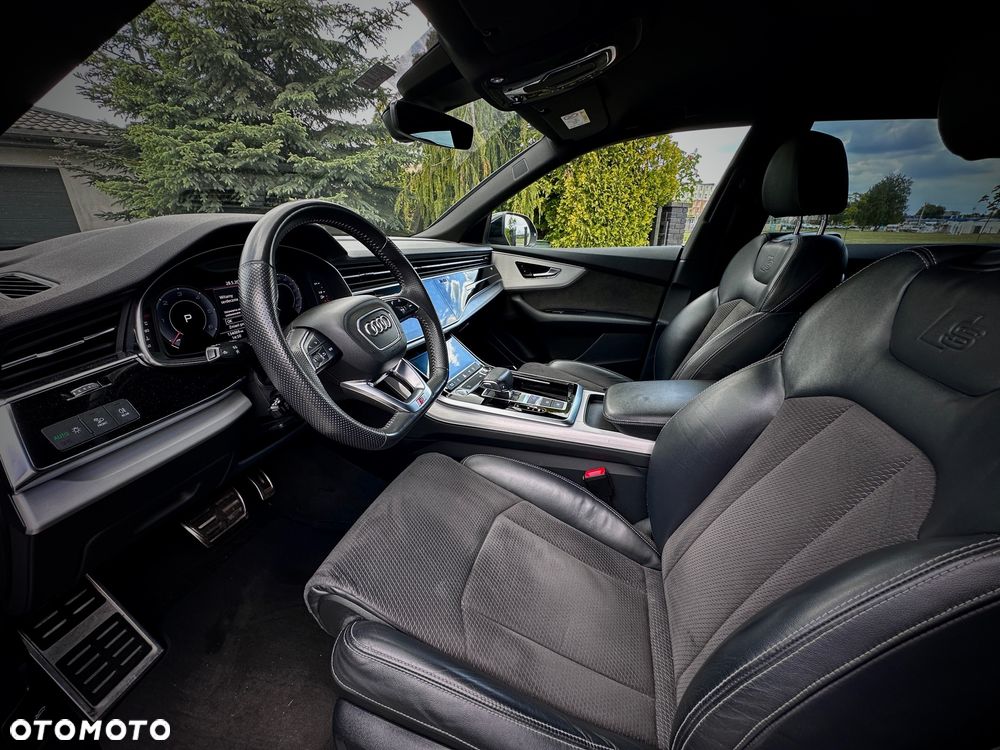 Audi Q8 - 15