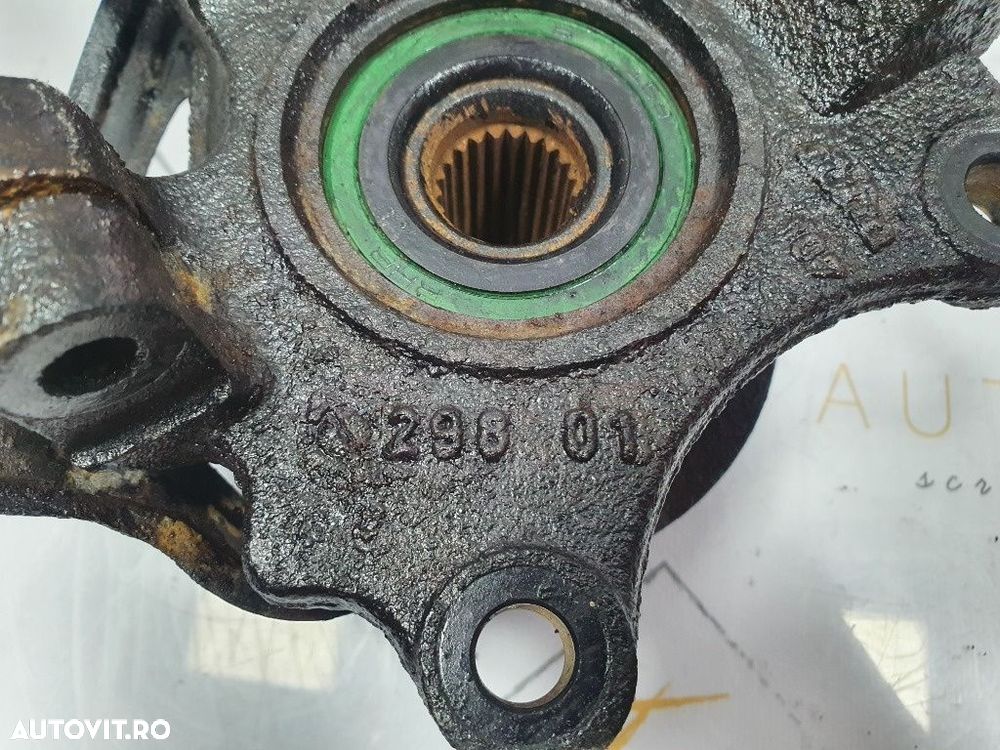 Fuzeta  stanga fata OPEL CORSA C F08, F68, X01 2000 - 20091.7 CDTI Z 17 DTH 24406723 - 3