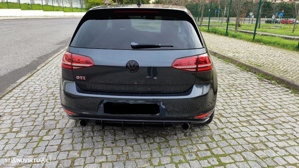 VW Golf 2.0 TSi GTi Performance - 9