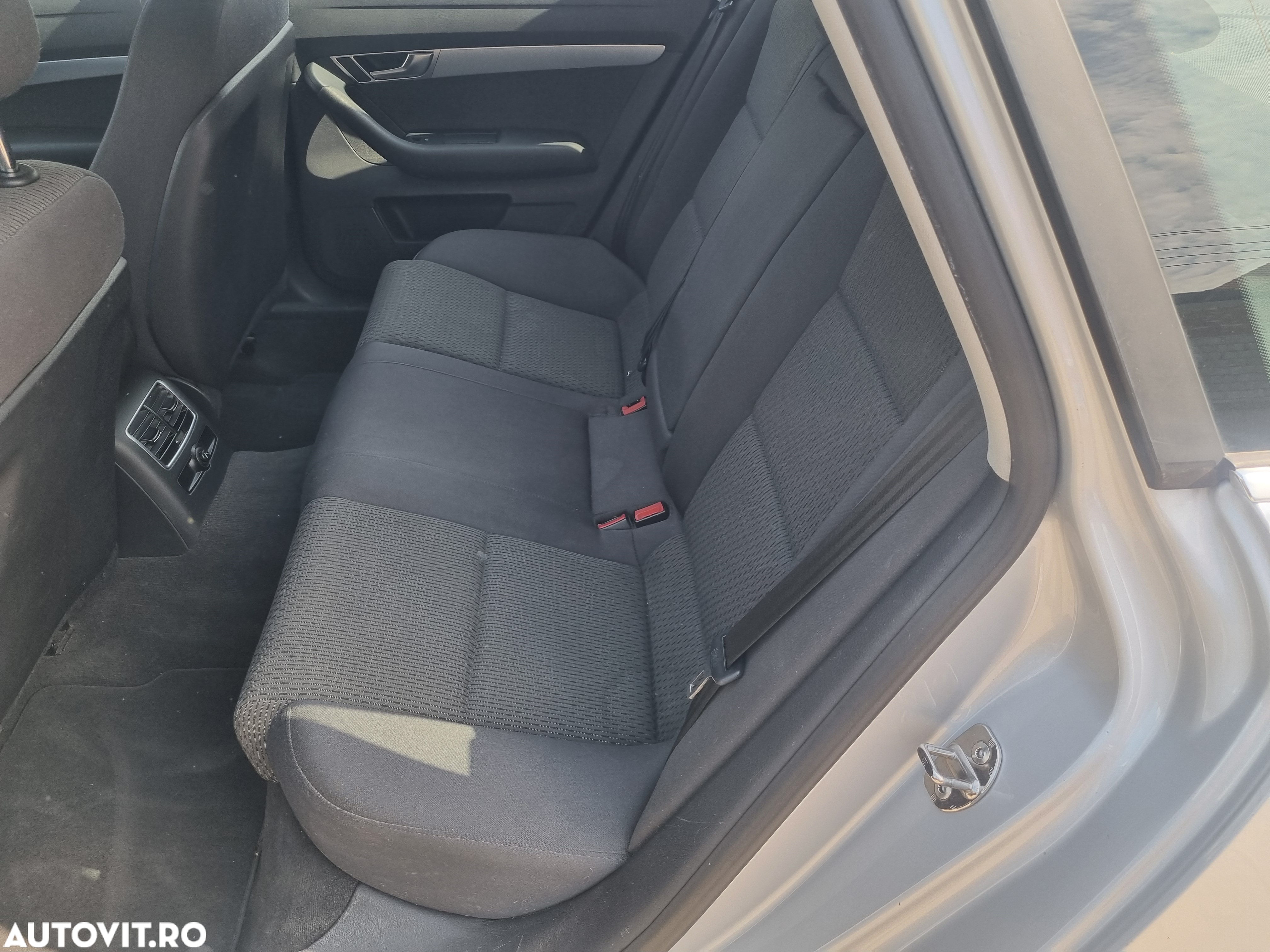 Audi A6 2.0 TDI DPF Avant - 16