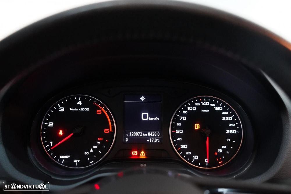 Audi Q2 30 TDI S tronic - 9