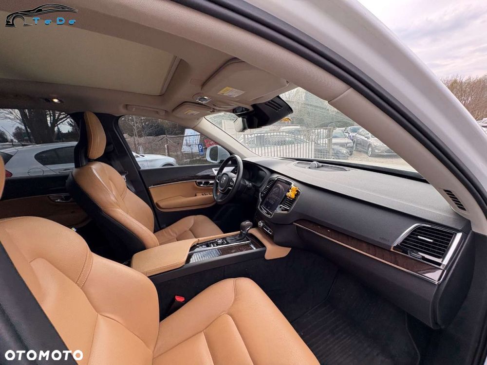 Volvo XC 90 T6 AWD R-Design 7os - 34