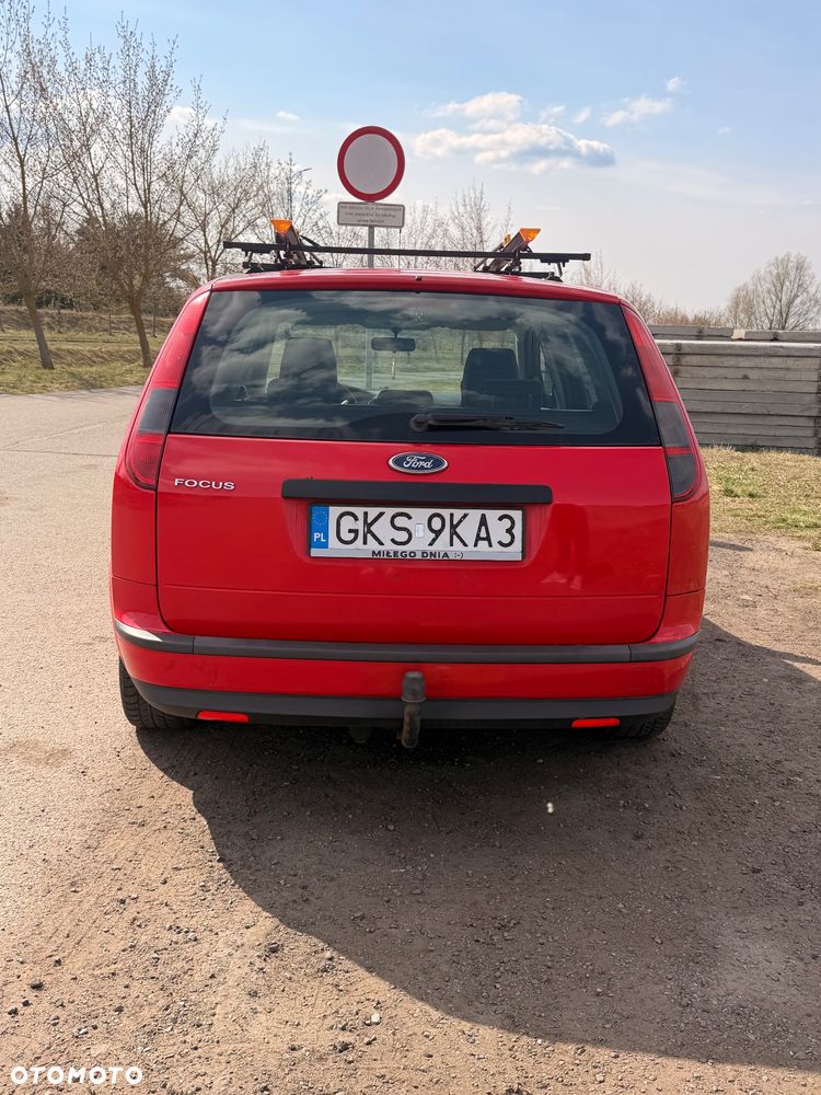 Ford Focus 1.6 Ambiente - 5