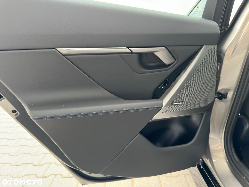 BMW Seria 5 530e xDrive PHEV - 23