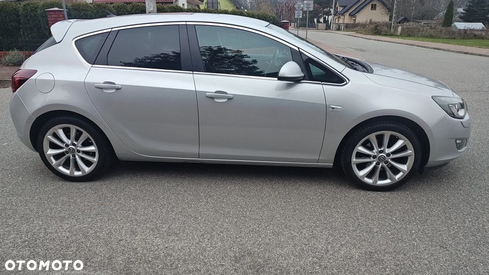 Opel Astra 1.6 Turbo Innovation - 13