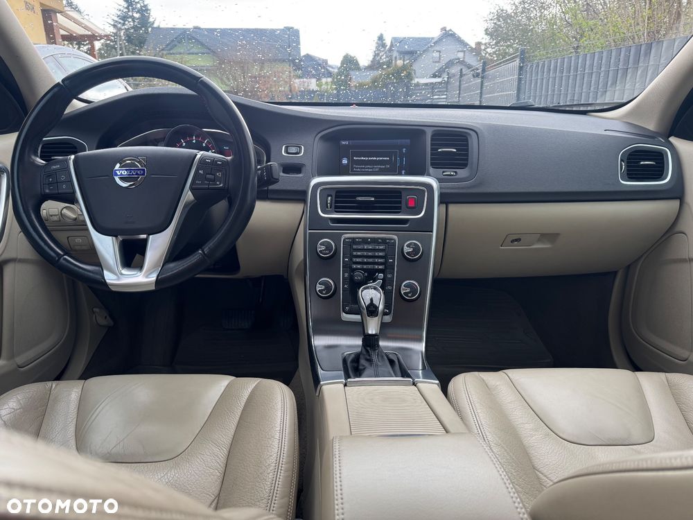 Volvo S60 - 17