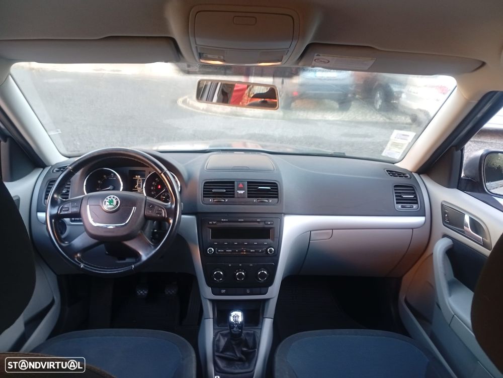 Skoda Yeti 1.2 TSI Ambition - 8