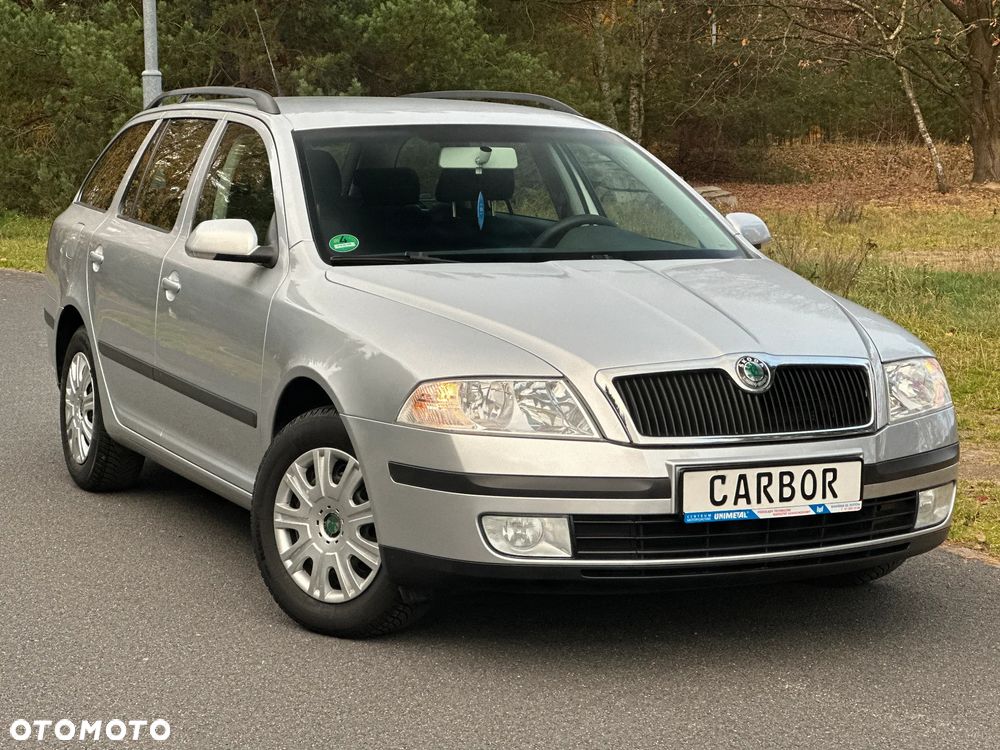 Skoda Octavia 1.6 Ambiente - 3