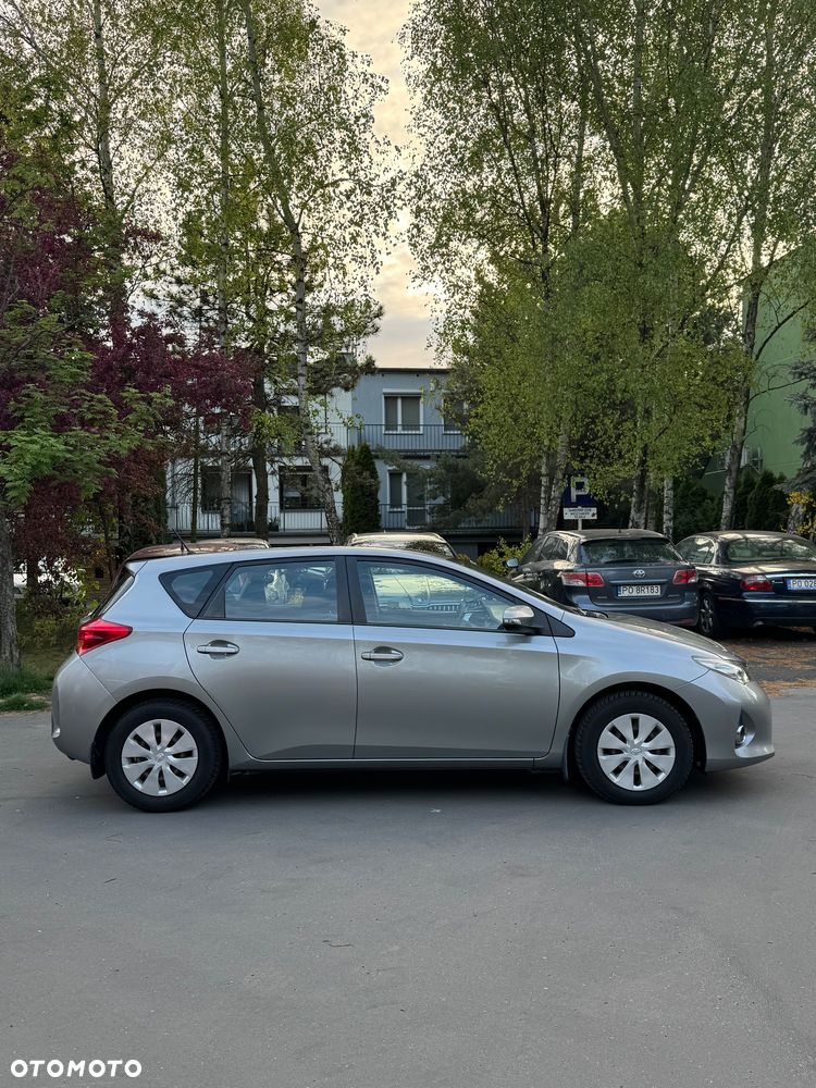 Toyota Auris - 3