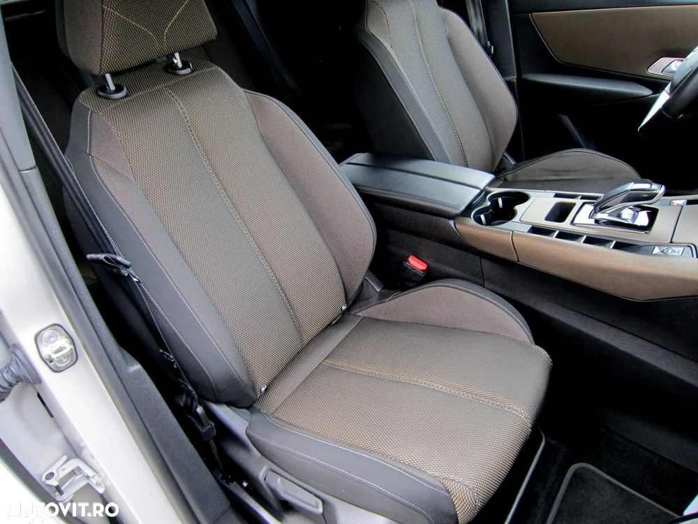 DS Automobiles DS 7 Crossback - 17