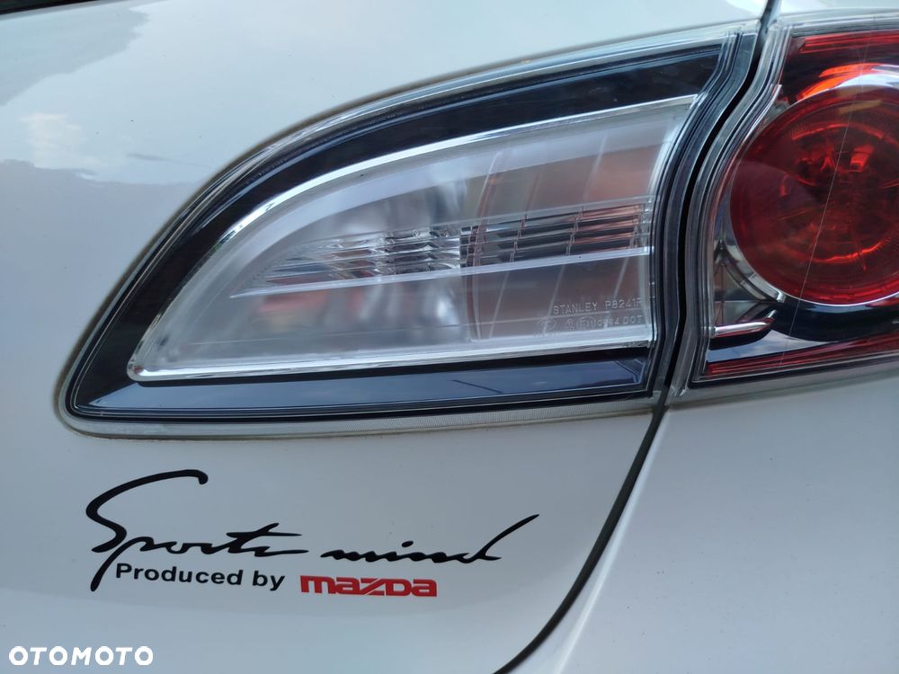 Mazda 3 1.6 Exclusive EU5 - 17