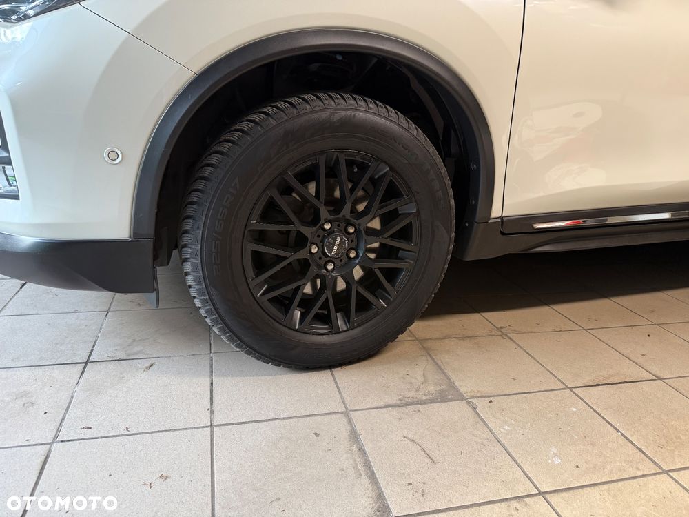 Nissan X-Trail 2.0 dCi Tekna Xtronic 4WD - 35