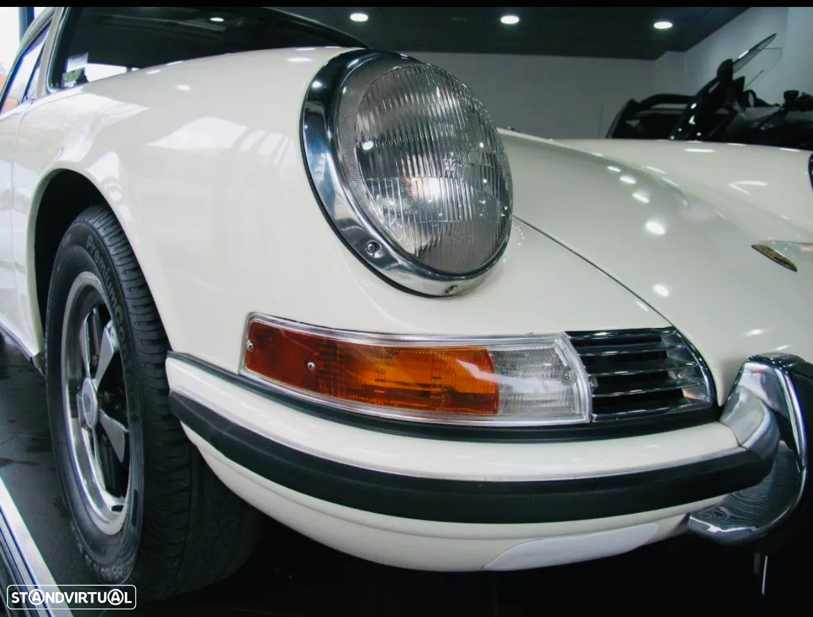 Porsche 911 Série F E 2.2 - 6