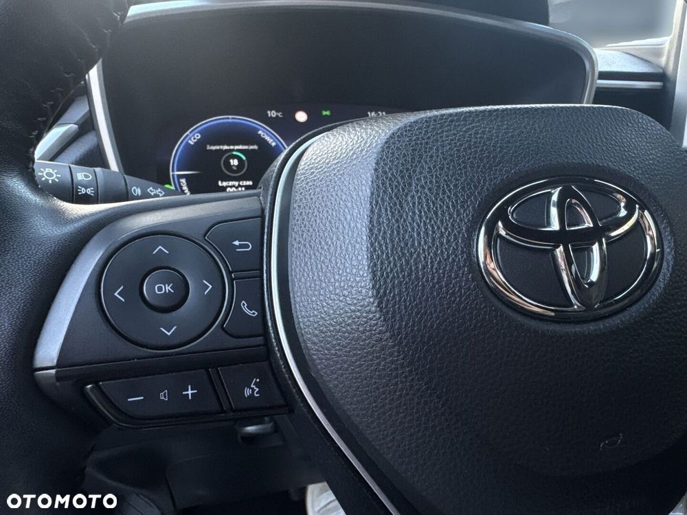 Toyota Corolla Cross - 19