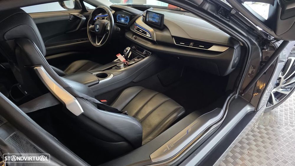 BMW i8 Standard - 43