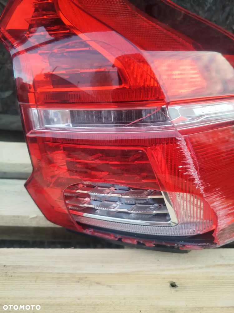 Volvo XC60 II lampa LED  prawa tył tylna Mazowieckie Warszawa - 4