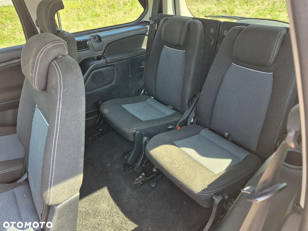 Ford Galaxy 2.0 TDCi Platinium X (Titanium) MPS6 - 14