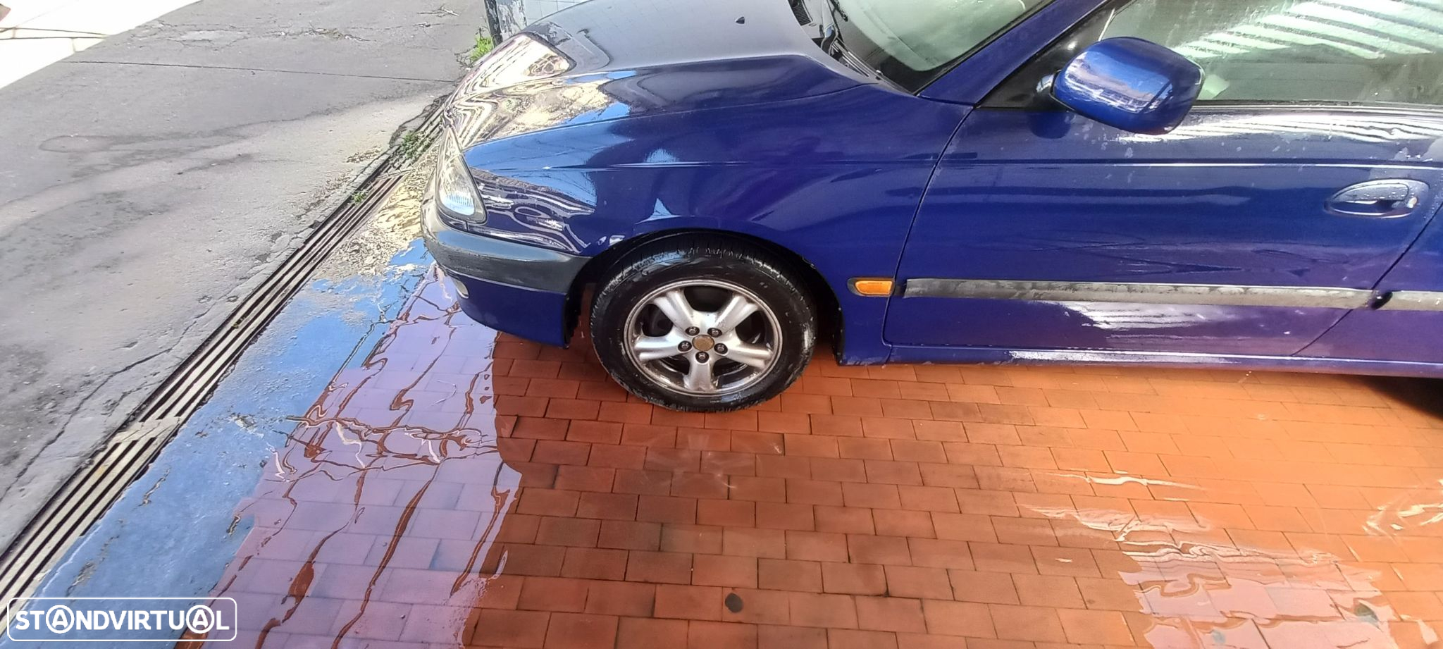 Toyota Avensis - 2