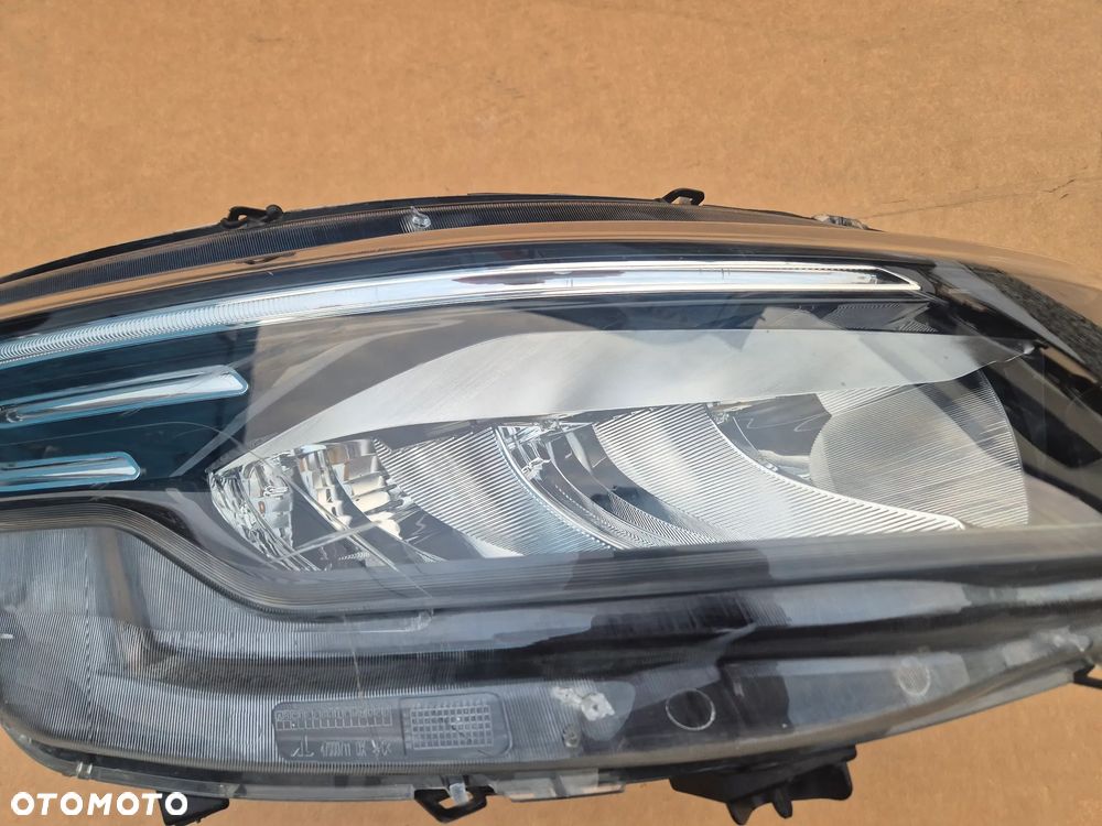 Iveco Daily lampa prawa.FULL LED .Kompletna - 4