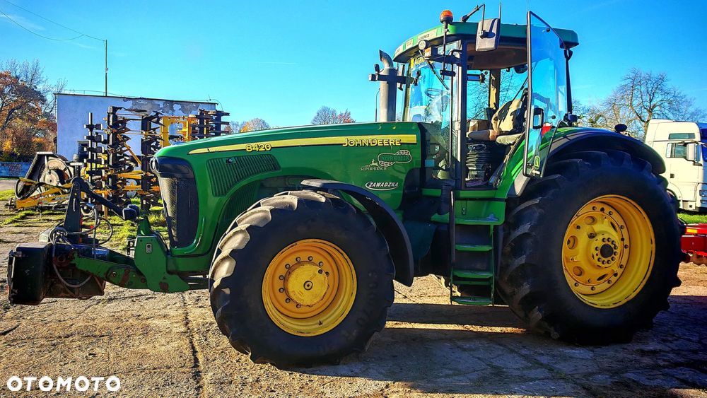 John Deere 8420 - 8