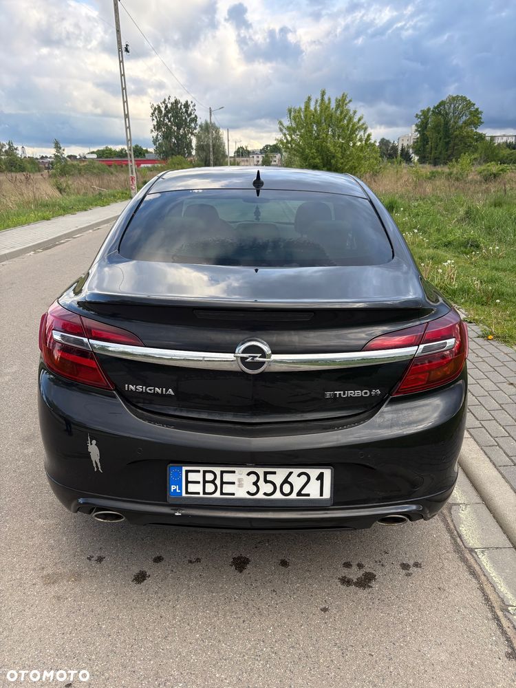 Opel Insignia 2.0 BiTurbo CDTI 4x4 Sport - 6