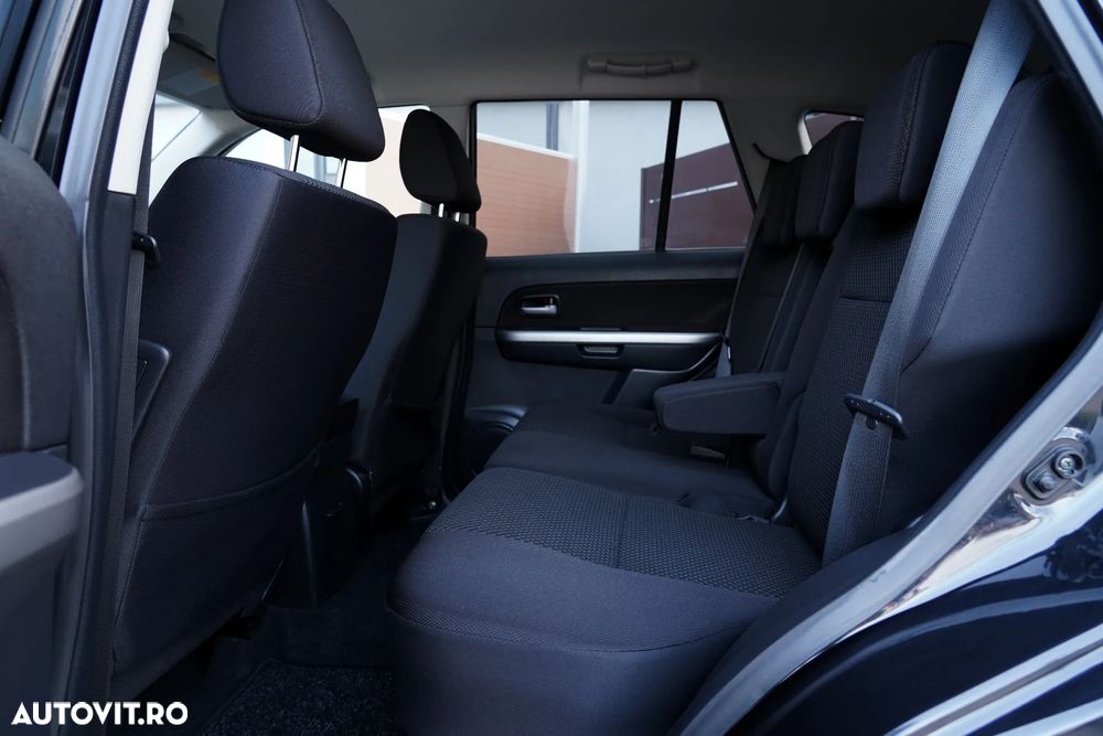 Suzuki Grand Vitara 1.9 DDiS X30 - 7